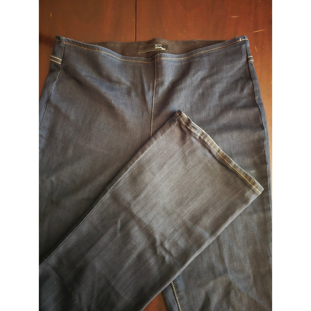 1822 Denim Womens High Rise Pull On Flare Jeans Dark Indigo Blue Size 12 Stretch - Picture 2 of 10